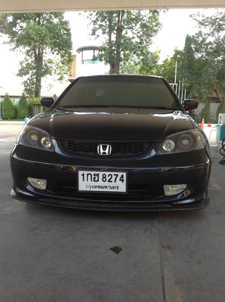 show รถกันหน่อยคับคนระรูป​ 2 รูป